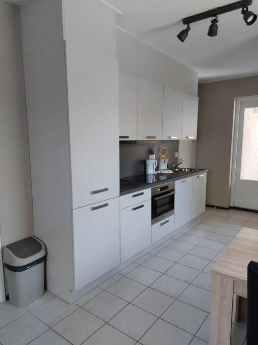Boszicht 2 Appartement In Oostkapelle Bagian luar foto