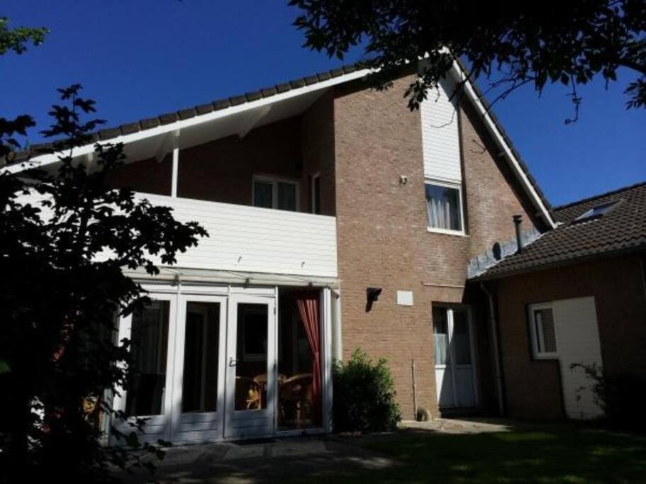 Boszicht 2 Appartement In Oostkapelle Bagian luar foto